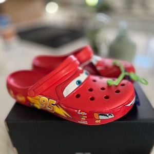 *Limited* Lightning LcQueen Light-Up Crocs USM10/W12